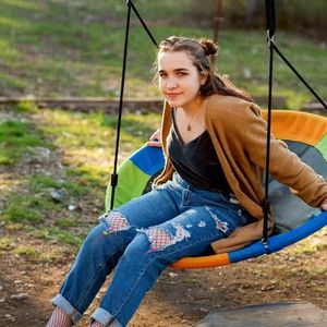 Meet your Posher, Laney